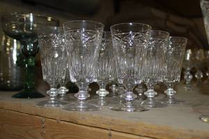 lot 1732 image: Lot of (11) Fancy Stem Wine Glasses 5H