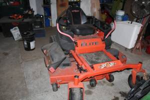 lot 1001 image: Bad Boy ZT Elite Zero Radius Turn Commercial Riding Lawn Mower 60