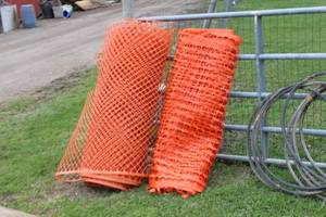 lot 1026 image: Lot of (2) Plastic Fencing