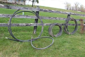 lot 1040 image: Lot of (3) Tubing