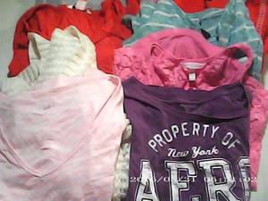 8 womens tops size M...