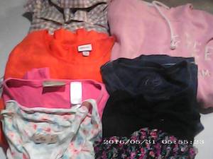 8 womens topsdress size M...