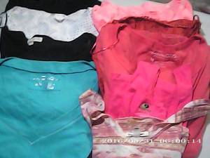 8 womens tops size M...