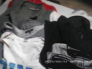 8 womens tops size M...