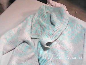 Giant sweaterblanket wrap size S...