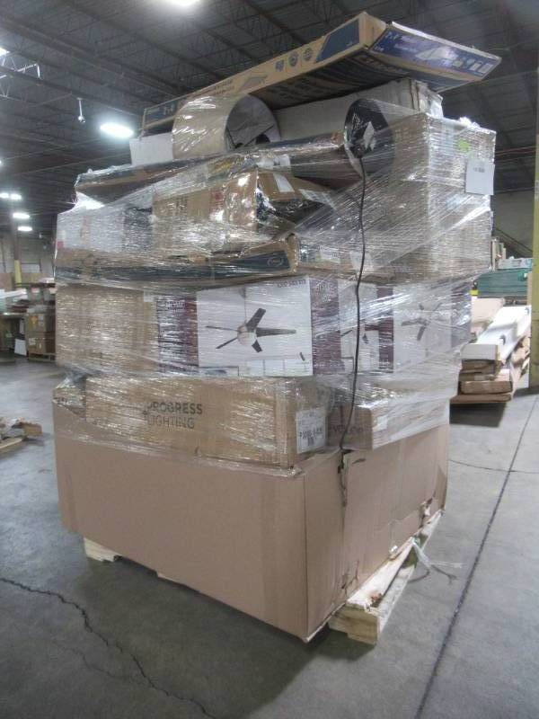 lot 403 image: WHOLESALE MIXED PALLET OF MICELLANOUS LIGHTING, CEILING FANS, LAMPS AND MORE