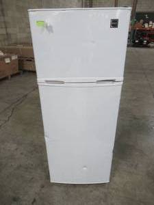 lot 314 image: RCA 7.5 cu. ft. Mini Refrigerator in White RFR741-WHITE