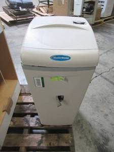 lot 329 image: WaterBoss 36,400-Grain Water Softener System 900