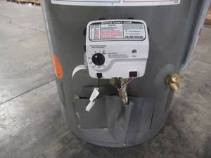 lot 334 image: Rheem Performance Platinum 40 Gal. Tall 40,000 BTU Natural Gas Tank Water Heater XG40T12HE40U0