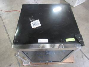 lot 347 image: Magic Chef Beverage 23.4 in. 154 (12 oz.) Can Cooler, Stainless Steel HMBC58ST