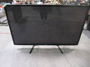 lot 17 image: LG 60PA6500 60-Inch 1080p 600Hz Plasma HDTV