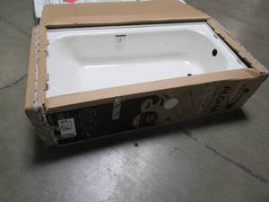 lot 126 image: Bootz Industries Aloha 60 x 30 x 14 14 Right Drain Rectangular Alcove Soaking Bathtub in White, 011-4364-00.