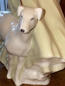 lot 13 image: Strolling Royal Doulton Figurine