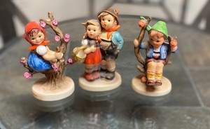 lot 20 image: Three Hummel Figurines