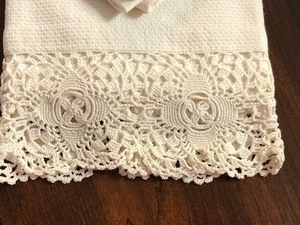 lot 69 image: Embroidered Tablecloth with 12 Matching Napkins and More