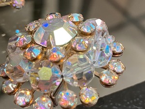 lot 48 image: Beautiful Rhinestone Brooches