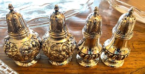 lot 114 image: Entertaining Excellence Serving Trays and Two Sets of Vintage Silver Plate Salt & Pepper Shakers