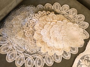 lot 74 image: Two Lace Runners