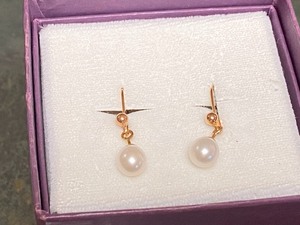 lot 119 image: 14k Ben Bridge Pearl Earrings