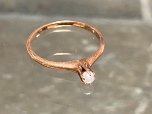 lot 119A image: Small Petite Pearl Ring