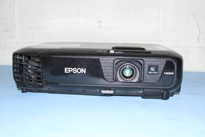 Epson EX5250 Pro Portable XGA 3LCD 3600 Lumen Computer  Video Projector w HDMI & Wireless Capability