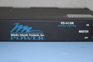 Lot of 2 - Middle Atlantic PD915 Series Rackmount Rack Mounted 9-Outlet Power Strip Units