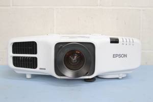 Epson PowerLite 4750W Widescreen WXGA 4200 Lumen High-Definition HD LCD Projector  Home Theater Projection System