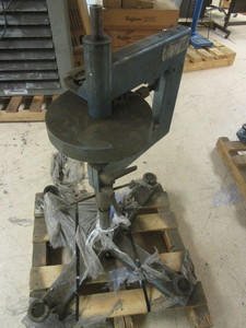 lot 526 image: ALO-TEKNIK AIR COILING REEL, WO DISC, AIR MOTOR