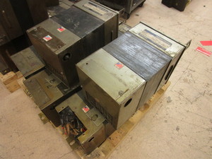 lot 566 image: HITRAN 7.7 KVA TRANSFORMERS - USED