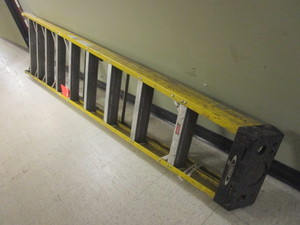 lot 598 image: WERNER 10 FT STEP LADDER
