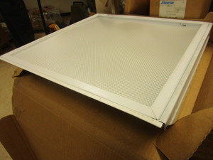 lot 616 image: LITHONIA LIGHTING PREMIUM GRID TROFFER FIXTURE, 2 x 2 - NEW