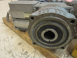 lot 656 image: MORAT SHAFT MOUNTED GEAR MOTOR