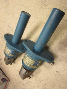 lot 661 image: NOOK INDUSTRIES ACTIONJAK WORM GEAR SCREW JACK