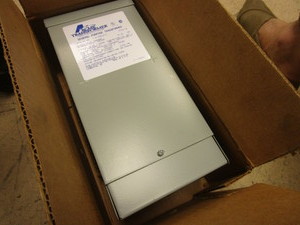 lot 674 image: ACME GENERAL PURPOSE TRANSFORMER - NEW