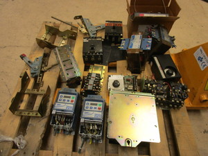 lot 683 image: USED ELECTRICAL AND MECHANICAL ITEMS