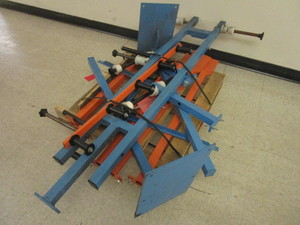 lot 698 image: EUROPEAN BLADE CAPPING APPARATUSCOMPONENTS