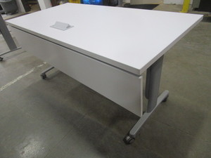 TEKNION TRAINING TABLE WITH POWER CENTER