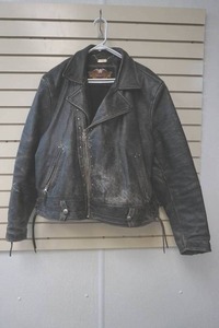 lot 1 image: Harley Davidson Leather Jacket
