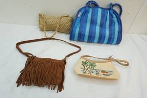 lot 27 image: handbgs,purses