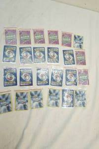 lot 37 image: Pokmon cards