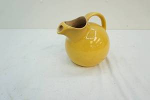 lot 38 image: Rummnill pitcher