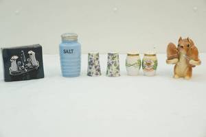 lot 55 image: salt and pepper shaker sets