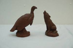 lot 82 image: red mill figures