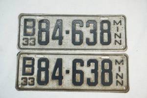 lot 128 image: Vintage license plates