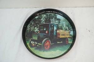 lot 142 image: Vintage tray