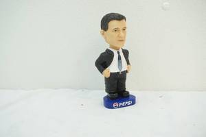 lot 146 image: Bobblehead