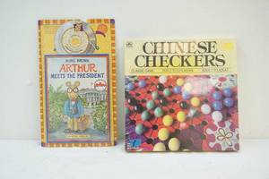 lot 160 image: Book w Cd, Chinese checkers