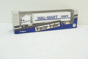 lot 176 image: Scale Semi