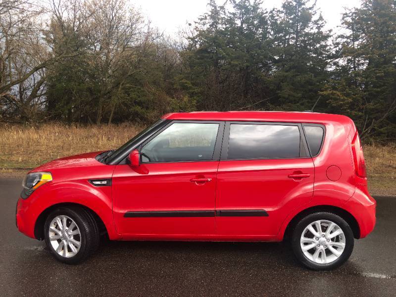 2013 Kia Soul - 1 OWNER