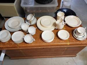 Porcelain Dishes
